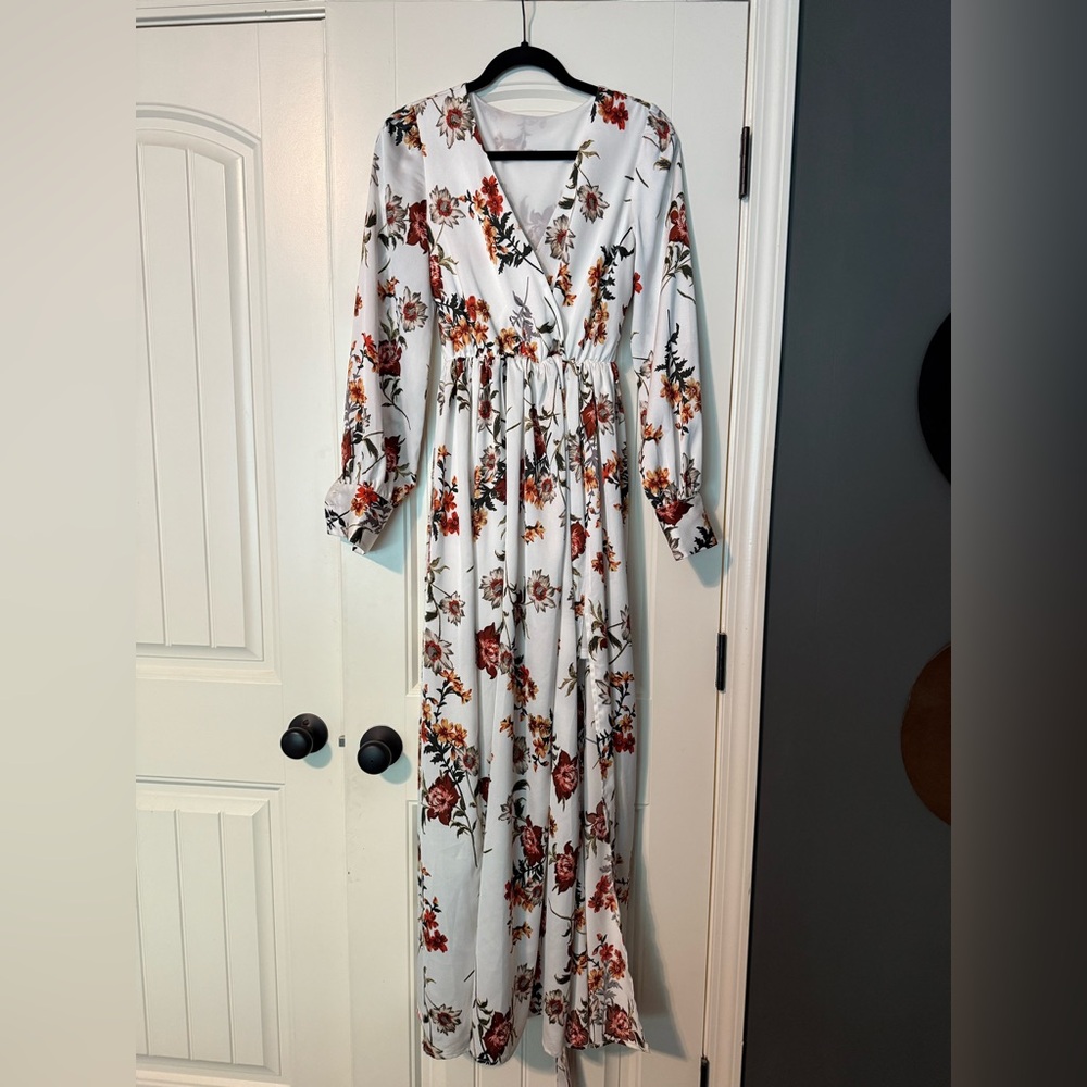 Baltic Born White Floral Long Sleeve Dress